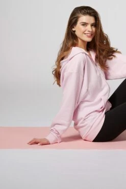 Pineapple Black Badge Yoga Mat -Pineapple 918034s3